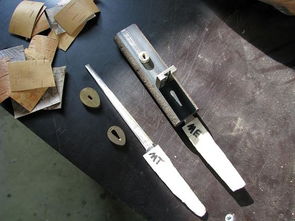 刀匠 Joonas Kallioniemi 手工制作黑色刀柄Puukko刀具全过程